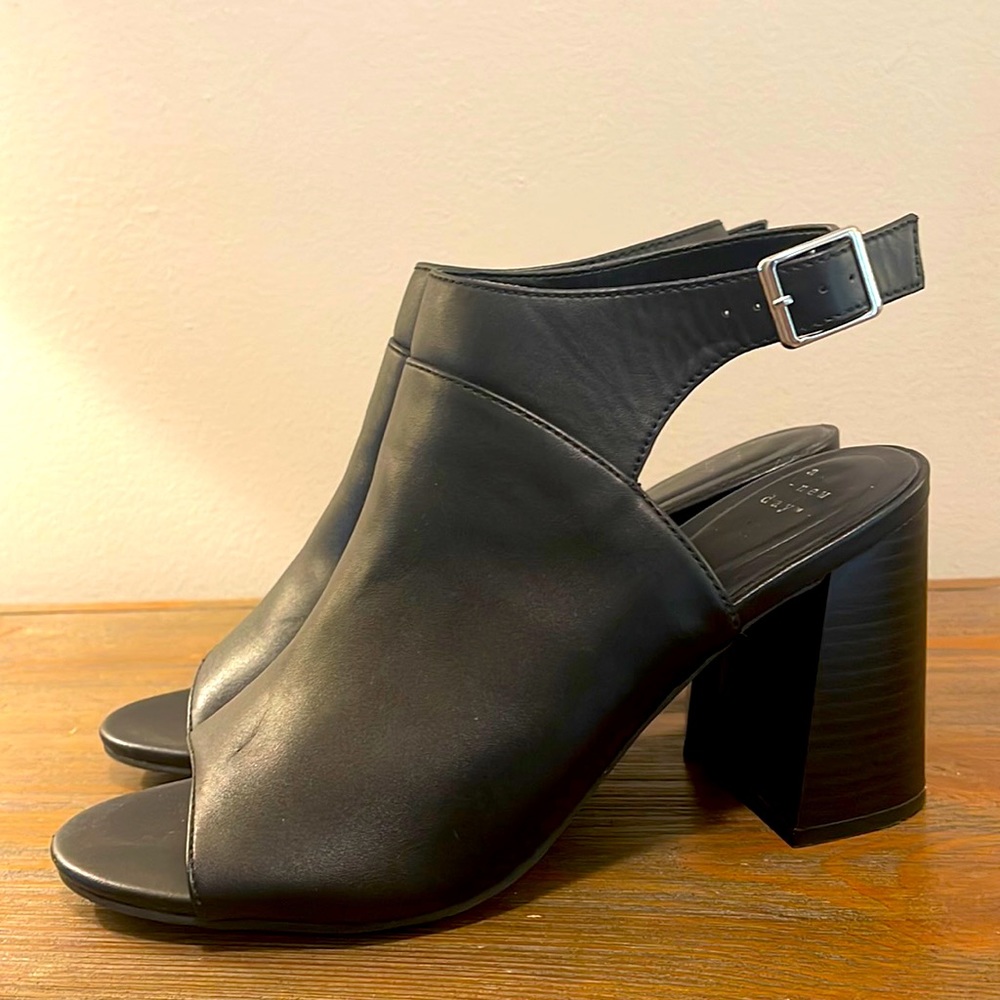 A new day | Black | Size 9 1/2